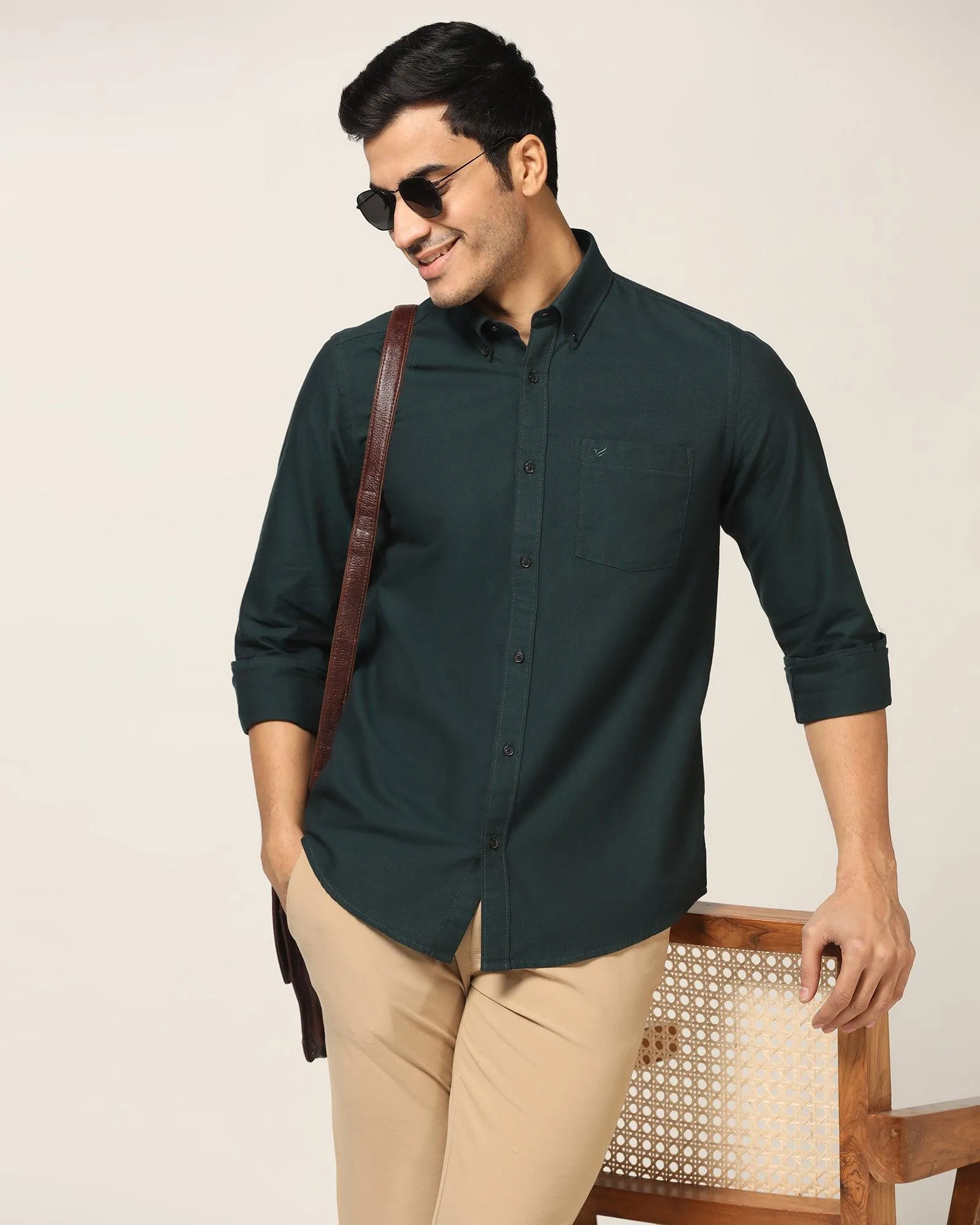 Casual Olive Solid Shirt - Vonic