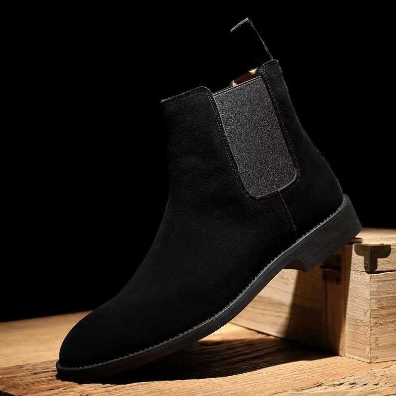 Chic Rome Embossed Pointed Toe Chelsea Boots