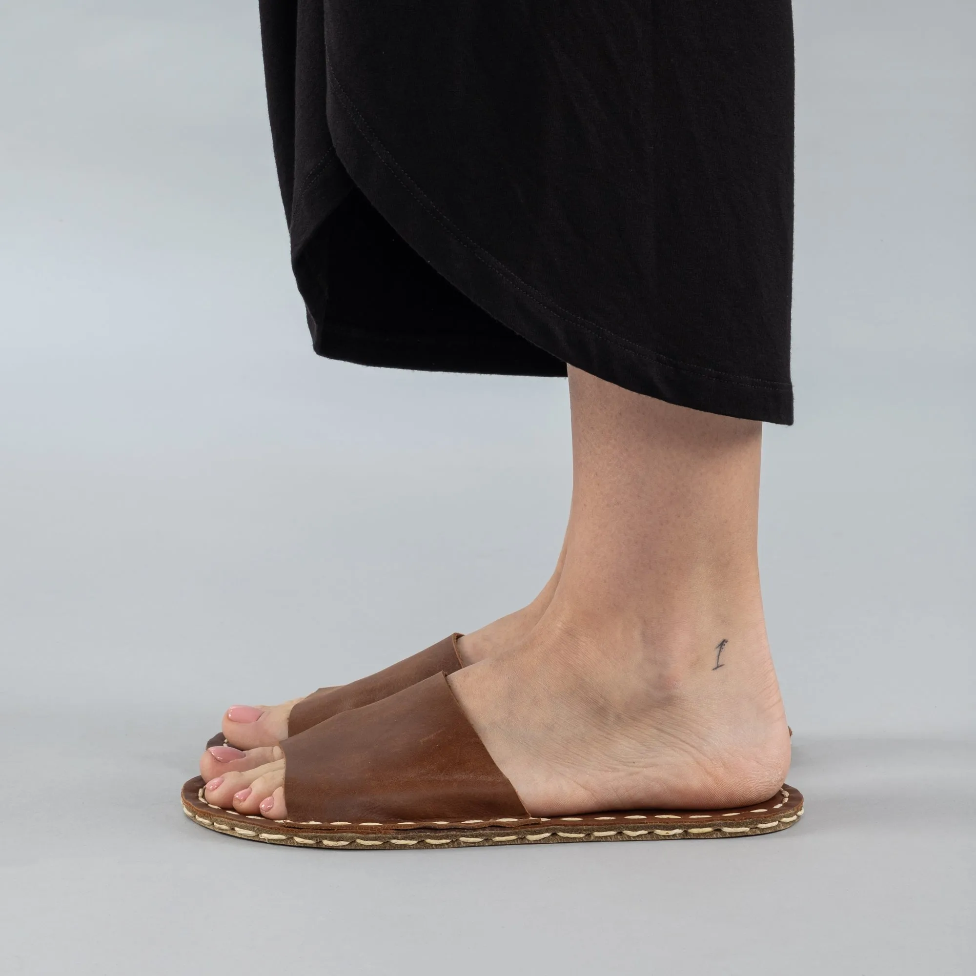 Lion Barefoot Slide Sandals